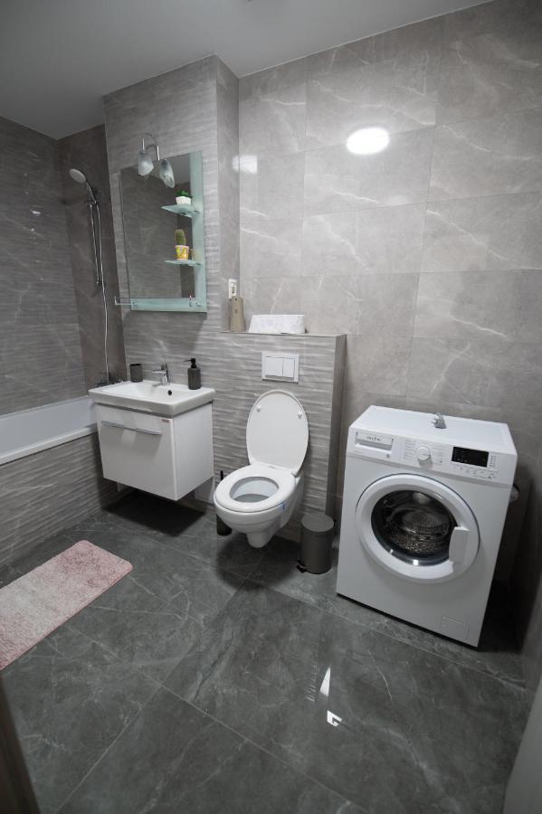 Urban Confort Ii. Apartament Modern Si Luminos Rebreanu Temesvár Kültér fotó